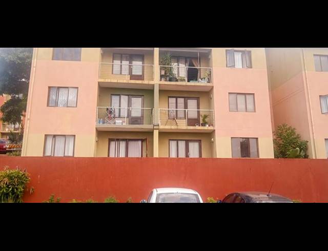 2 BEDROOM APARTMENT FOR SALE IN MONTCLAIR